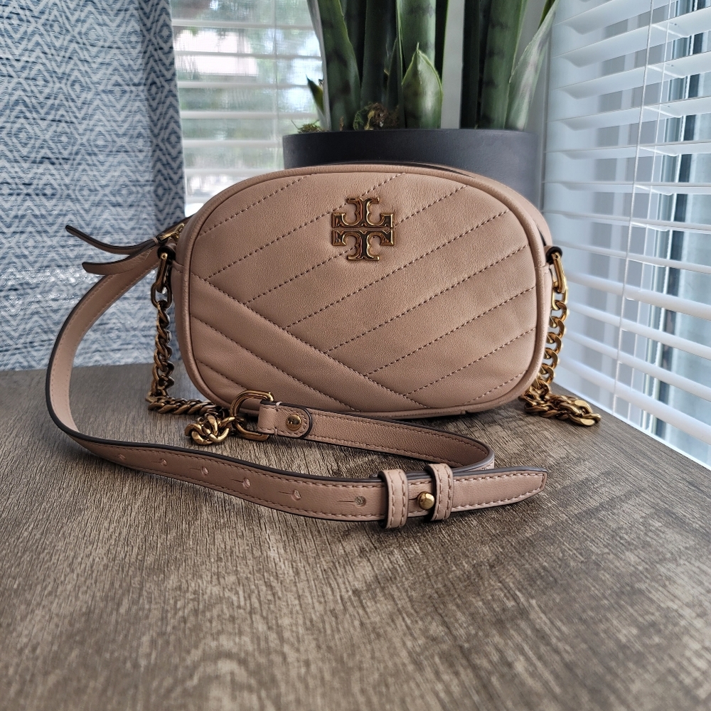 TORY BURCH KIRA CHEVRON CAMERA BAG